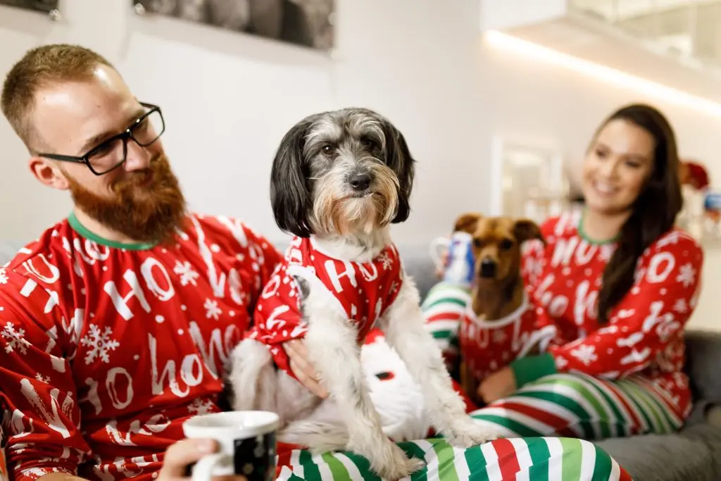 5 best holiday pajama retailer marketing strategies [2021]